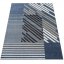 Tappeto di design in blu con strisce
