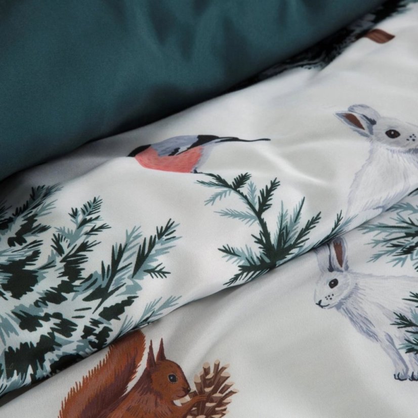 Коледни чаршафи от микрофибър - бяло-зелени с горски животни