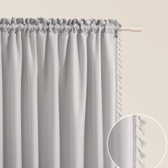Svetlo siva zavesa Lara na traku s čopki 140 x 280 cm