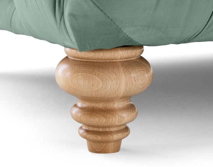 Prešívané luxusné zamatové kreslo do obývačky – dostupné v rôznych farbách