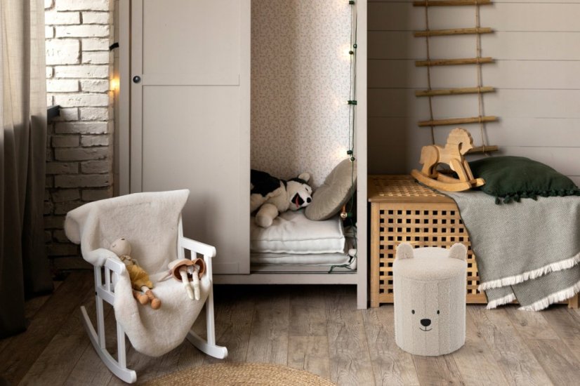 Aranyos gyermek összecsukható puff tárolóhellyel