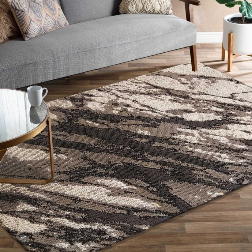 Moderní vzorovaný koberec do obýváku hnědé barvy