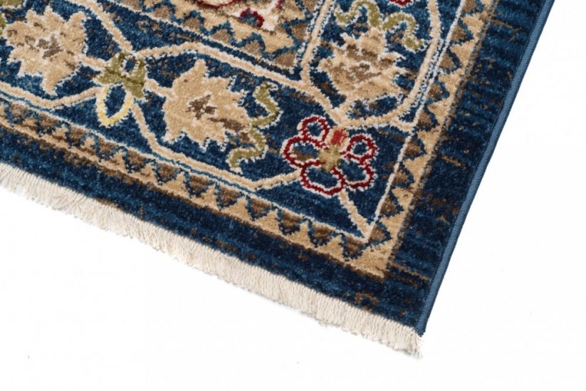 Modra orientalska preproga v maroškem slogu
