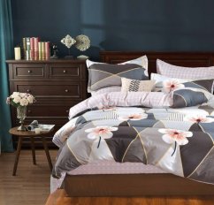 Obojstranné posteľné obliečky v geometrickom tvare s kvetmi