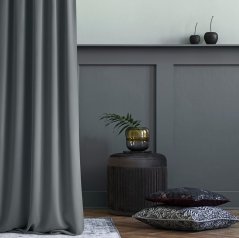 Tmavosivý záves Aura so zavesením na strieborné kruhy 180 x 260 cm