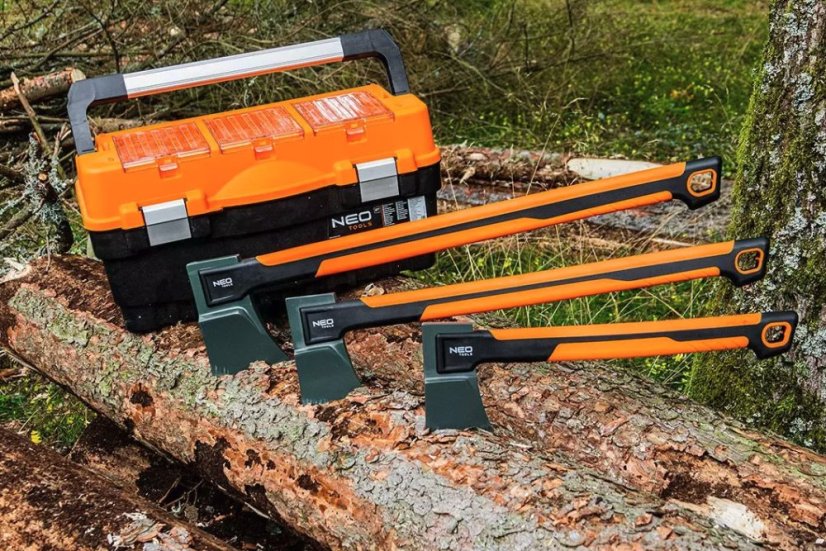 NEO TOOLS sekera na štiepanie dreva