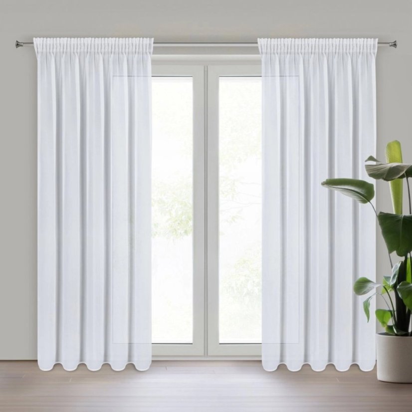 Záclona zo šifónu na štipce – ľahkosť a jemnosť pre váš domov