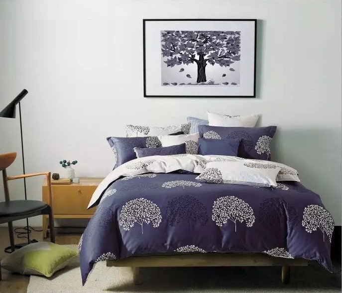 Modré oboustranné povlečení 160cm x 200cm s motívem stromů Modré oboustranné povlečení 160cm x 200cm s motívem stromů