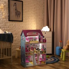 Fából készült babaház LED világítással és bútorokkal