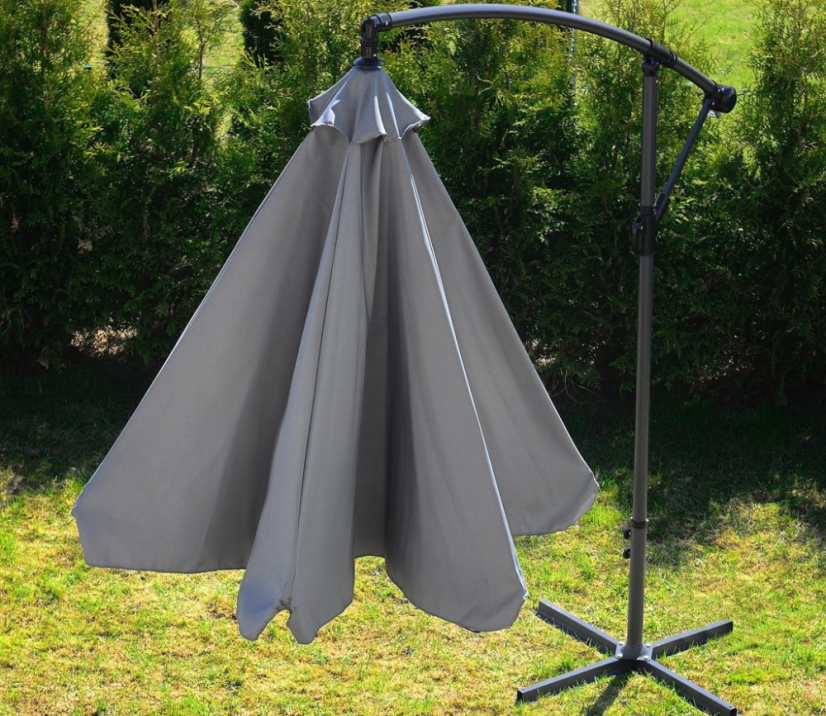 Veľký záhradný slnečník so stojanom šedej farby