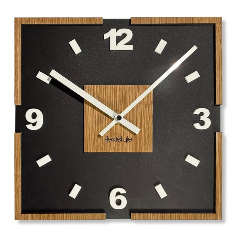 Fekete óra tölgyfa dekorációval 30 x 30 cm