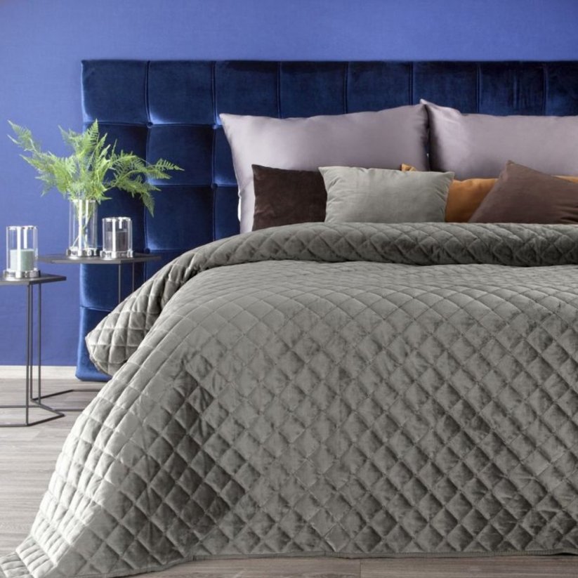 Cuvertură de pat din catifea bej cu matlasare