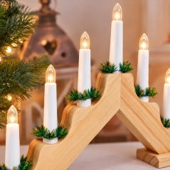 Božični leseni svečnik z LED-osvetlitvijo in 7 svečami – 39 cm