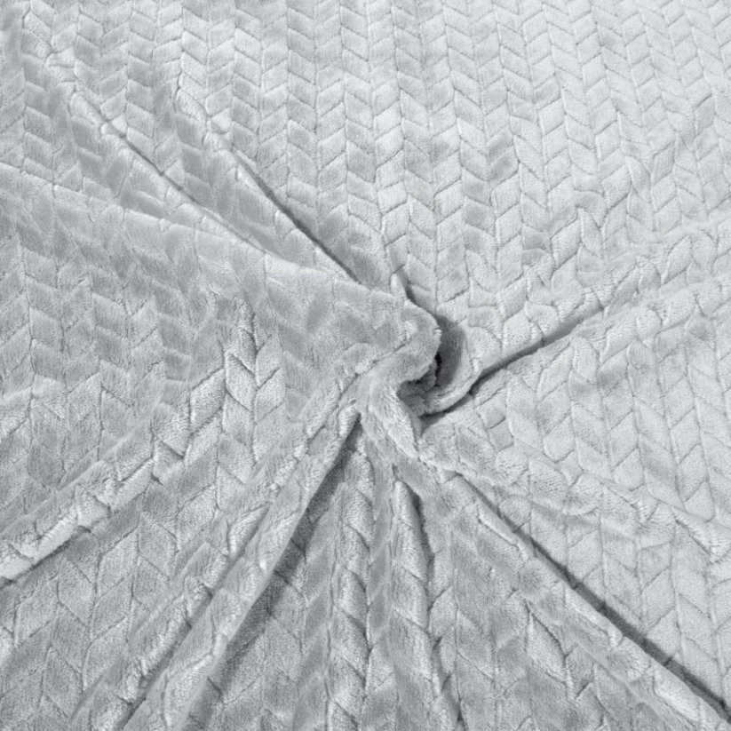 Jednofarebná jemná deka striebornej farby