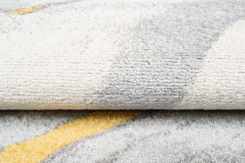 Опростен модерен килим в скандинавски стил с абстрактна шарка