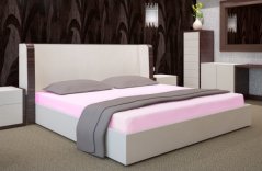 Světle růžové bavlněné plachty na postel