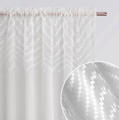 Vorhang mit zartem Muster auf dem Faltenband 140 x 250 cm