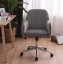 Comoda sedia da ufficio girevole in grigio