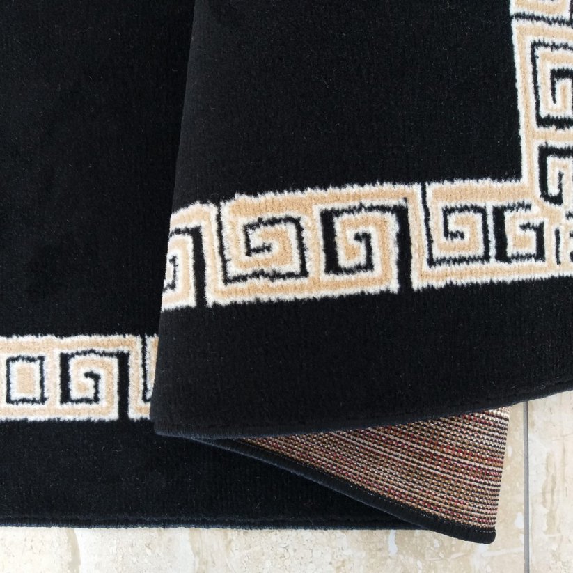 Moderni tepih za dnevni boravak u crnoj boji