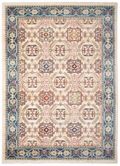 Кремав ориенталски килим в марокански стил