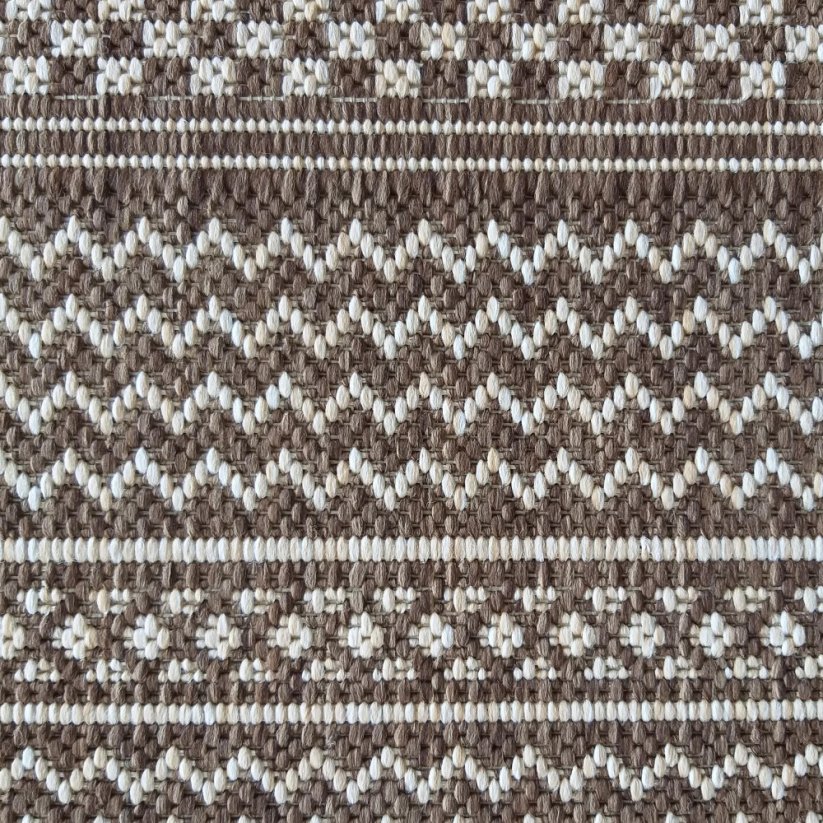 Hochwertiger brauner Teppich mit feinem Muster passend für jeden Raum - Die Größe des Teppichs: Breite: 120 cm | Länge: 170 cm