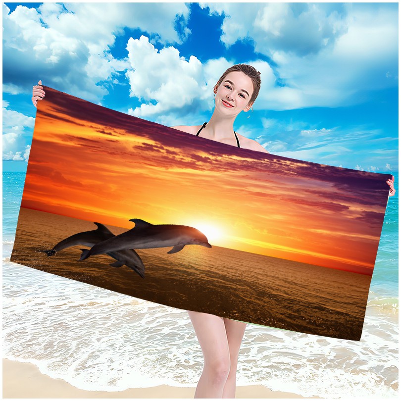 Brisača za plažo z motivom delfina in sončnega zahoda 100 x 180 cm