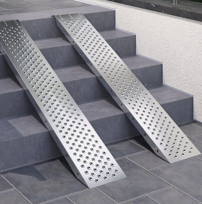 Set od 2 utovarne čelične rampe - nosivost 400 kg