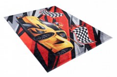 Детски килим с мотив на състезателен автомобил