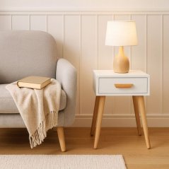 Moderní dekorační stolek ModernHome