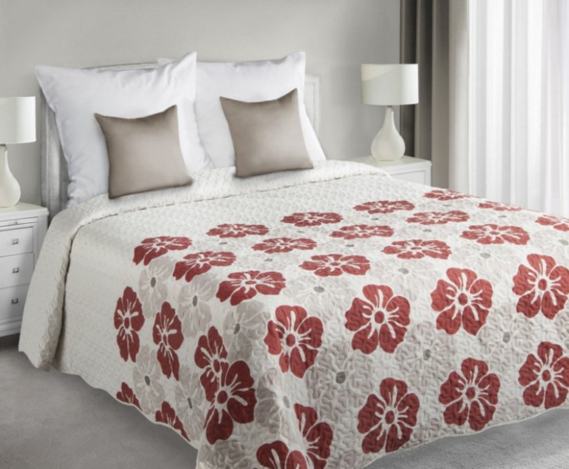Bézs színű, kétoldalas ágytakarók egy- és kétszemélyes ágyakhoz, virágmintával