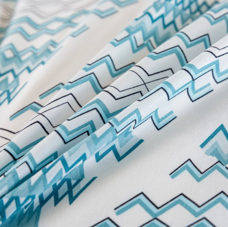 Biele syntetické bavlnené obliečky s boho vzorom v tyrkysovo-modrých tónoch