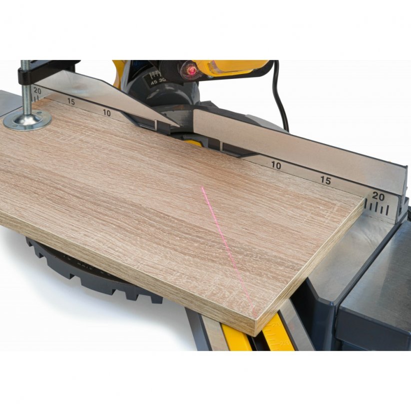 Gehrungssäge für Holz mit einer Leistung von 2400 W PM-UK-2400M