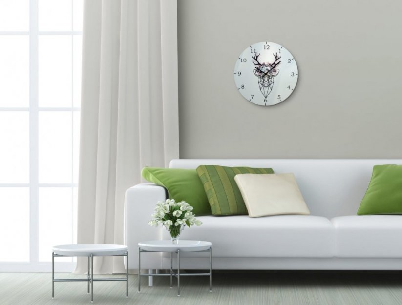 Dizajnové biele nástenné hodiny s jeleňom 30 cm