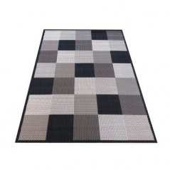 Dizajnový koberec so štvorcovým vzorom