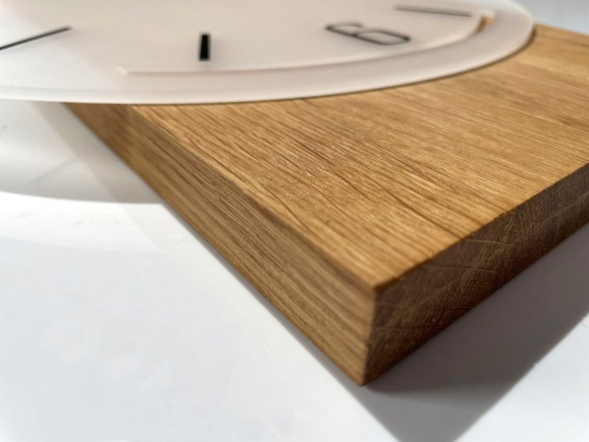 Wanduhr aus Eiche GEOMETRIC - Milchglas