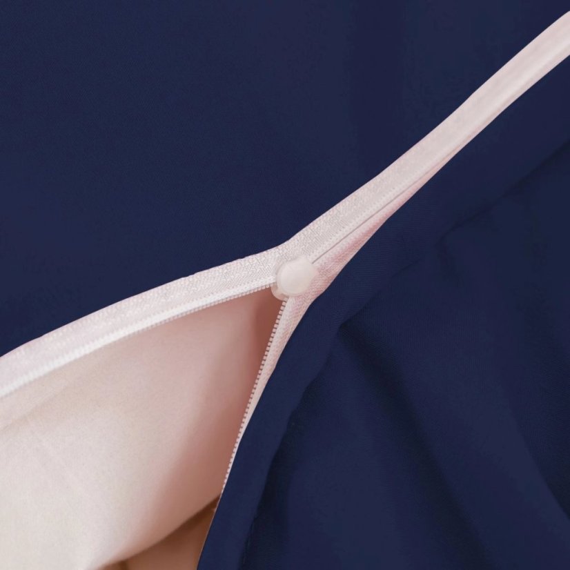 Posteľné obliečky zo syntetickej bavlny - tmavo modré s čiernym lemom