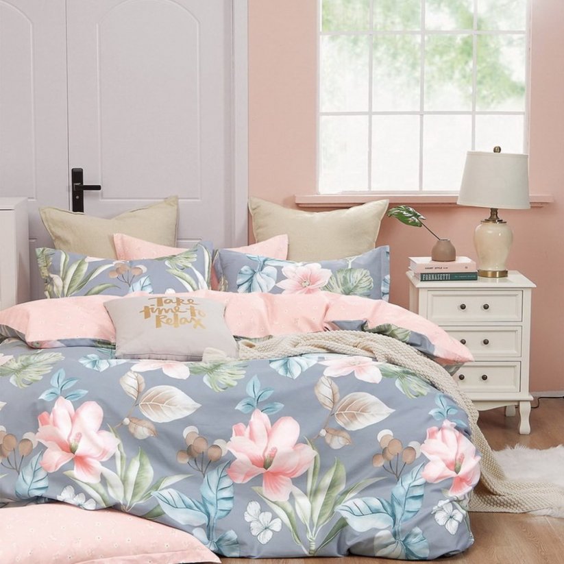 Lenjerie de pat reversibilă înflorată, în culori pastelate delicate