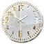 Weiße Wanduhr im Retro-Stil mit goldenem Zifferblatt