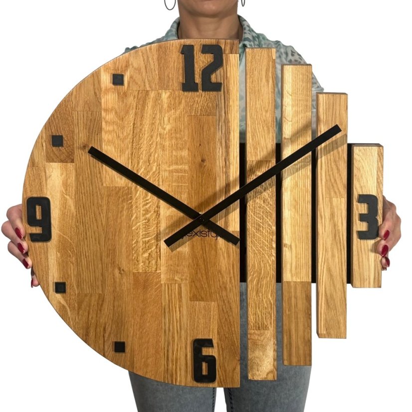 Dizájner tölgyfa falióra ASYMETRIA csendes futással - 50 cm