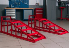 Nájezdové rampy pro auta, kovové rampy 2 ks - 2 tuny