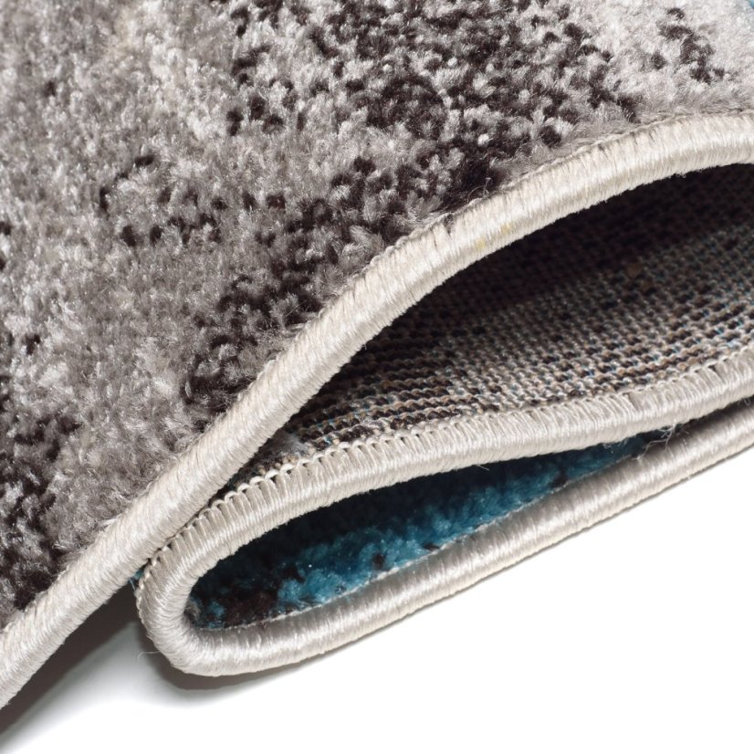 Szőnyeg lenyűgöző nyomtatással