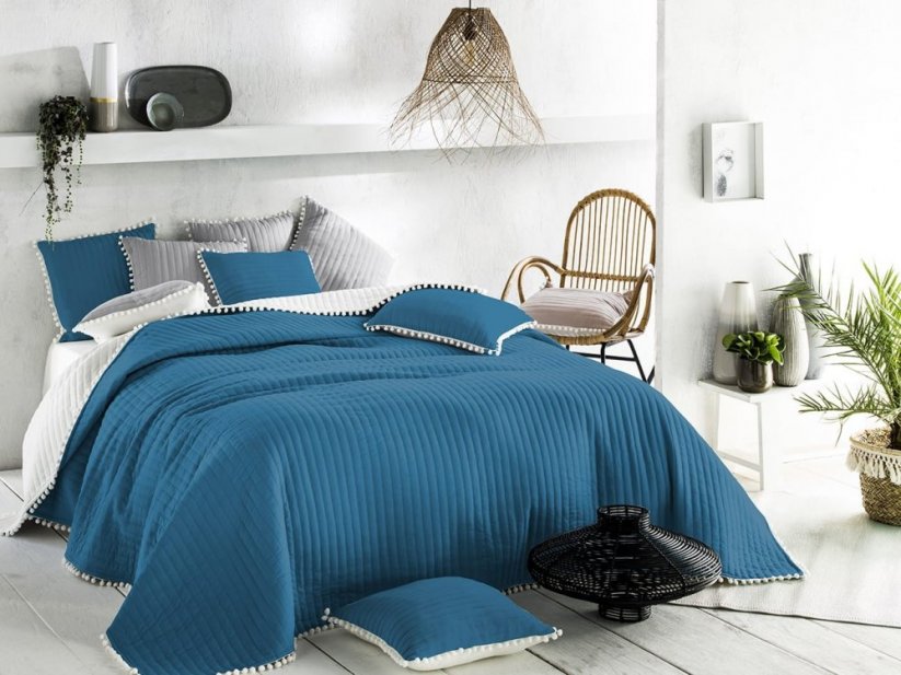 Kvalitný modrý prehoz na posteľ 200 x 220 cm
