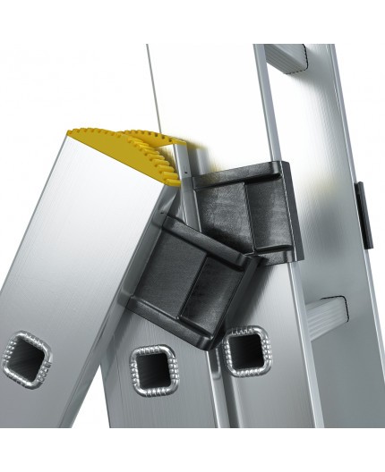Večnamenska aluminijasta lestev, 3 x 9 stopnic in nosilnost 150 kg