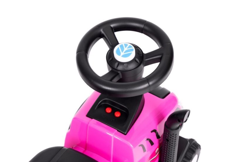 Kék traktor NEW HOLLAND mellékvágányokkal és szerszámokkal