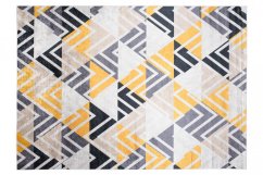 Unverwechselbarer Trendteppich mit geometrischem Muster