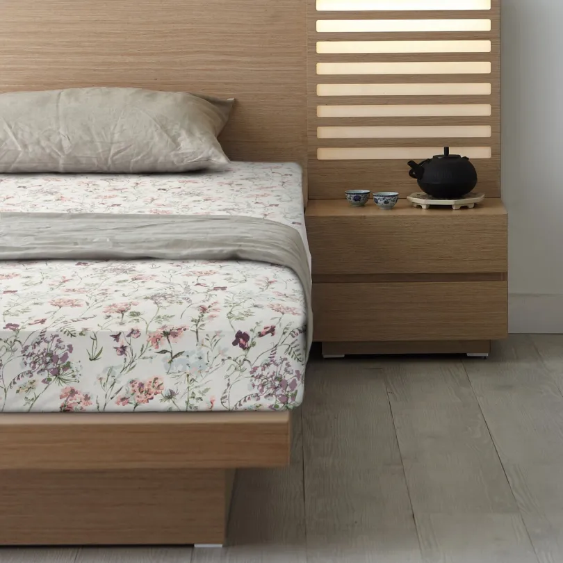 Posteľná plachta z makosaténu - kvetinová