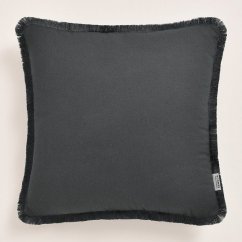 Tamno siva jastučnica BOCA CHICA s resicama 40 x 40 cm