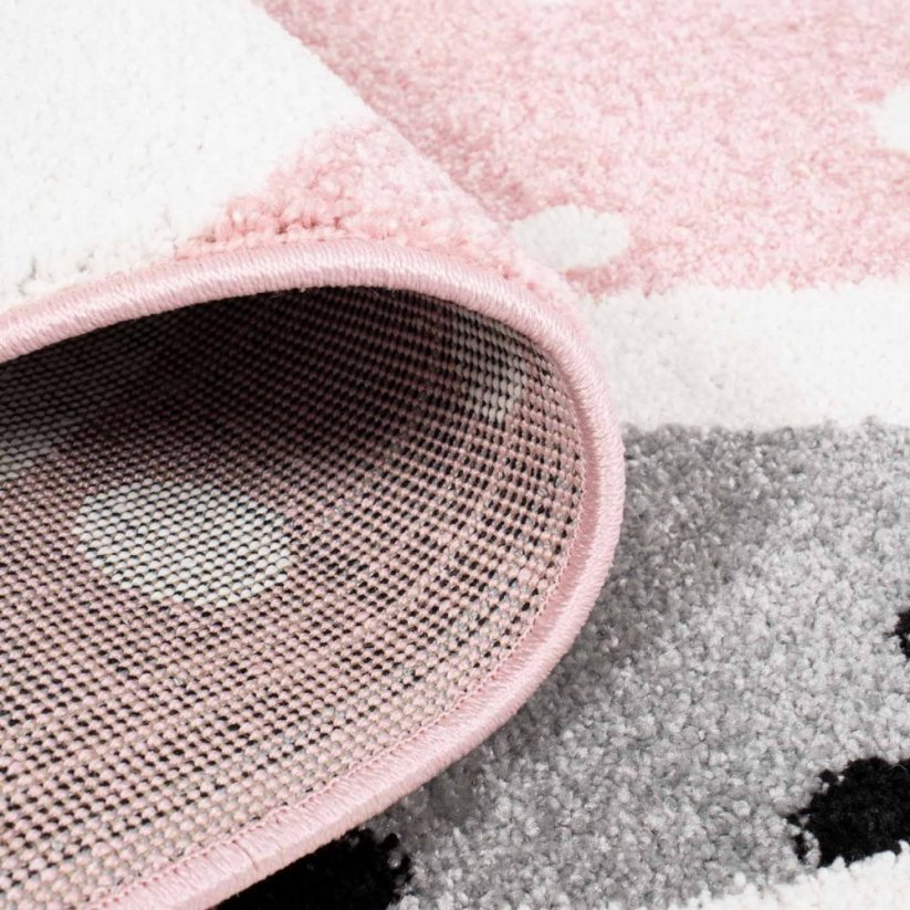 Pohádkový dětský koberec zajíček v růžové barvě