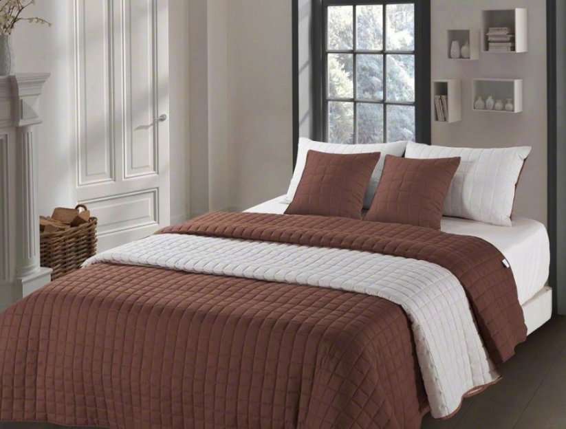 Luxusní prošívané přehozy na postel béžovo hnědé barvy 200 x 220 cm