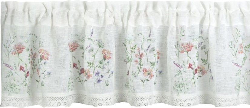 Romantická okenní dekorace ve venkovském stylu